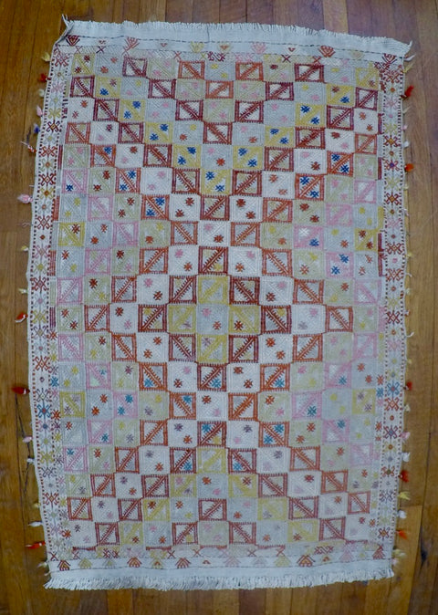 Vintage Wool on Cotton Cicim Kilim 2’6” X 3’11”