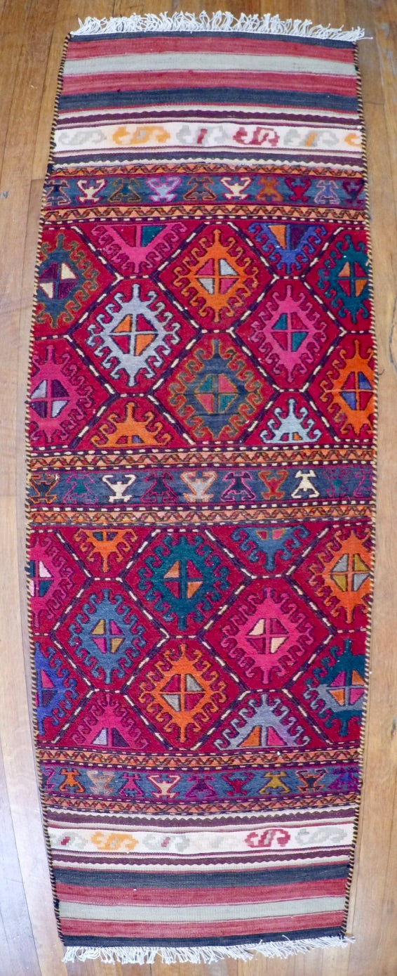Vintage Wool on Cotton Soumak Soumak 1’10 X 5’10
