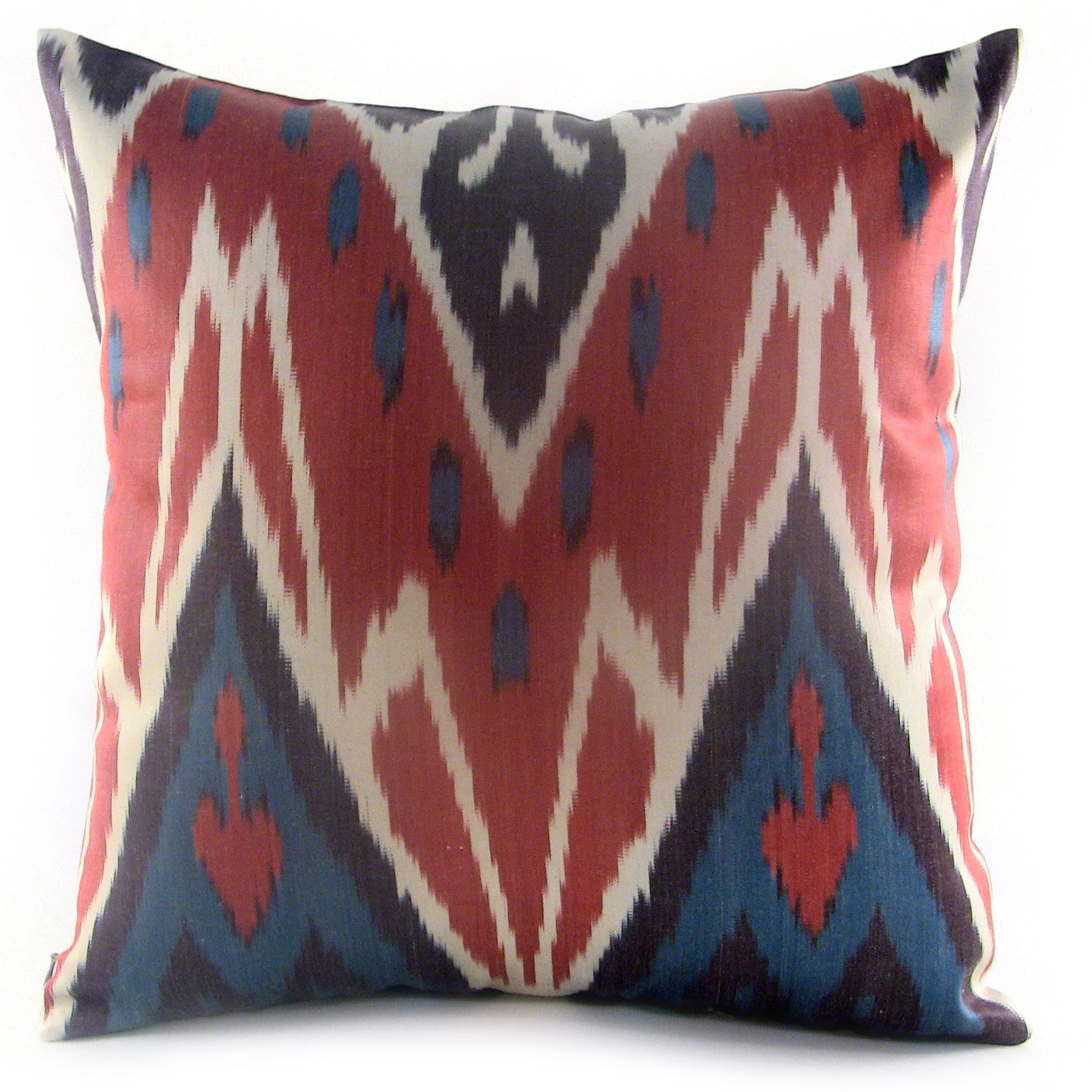 Tepe Ikat Pillow – DÉCOHÜSO